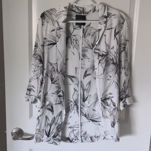 Floral boyfriend blazer